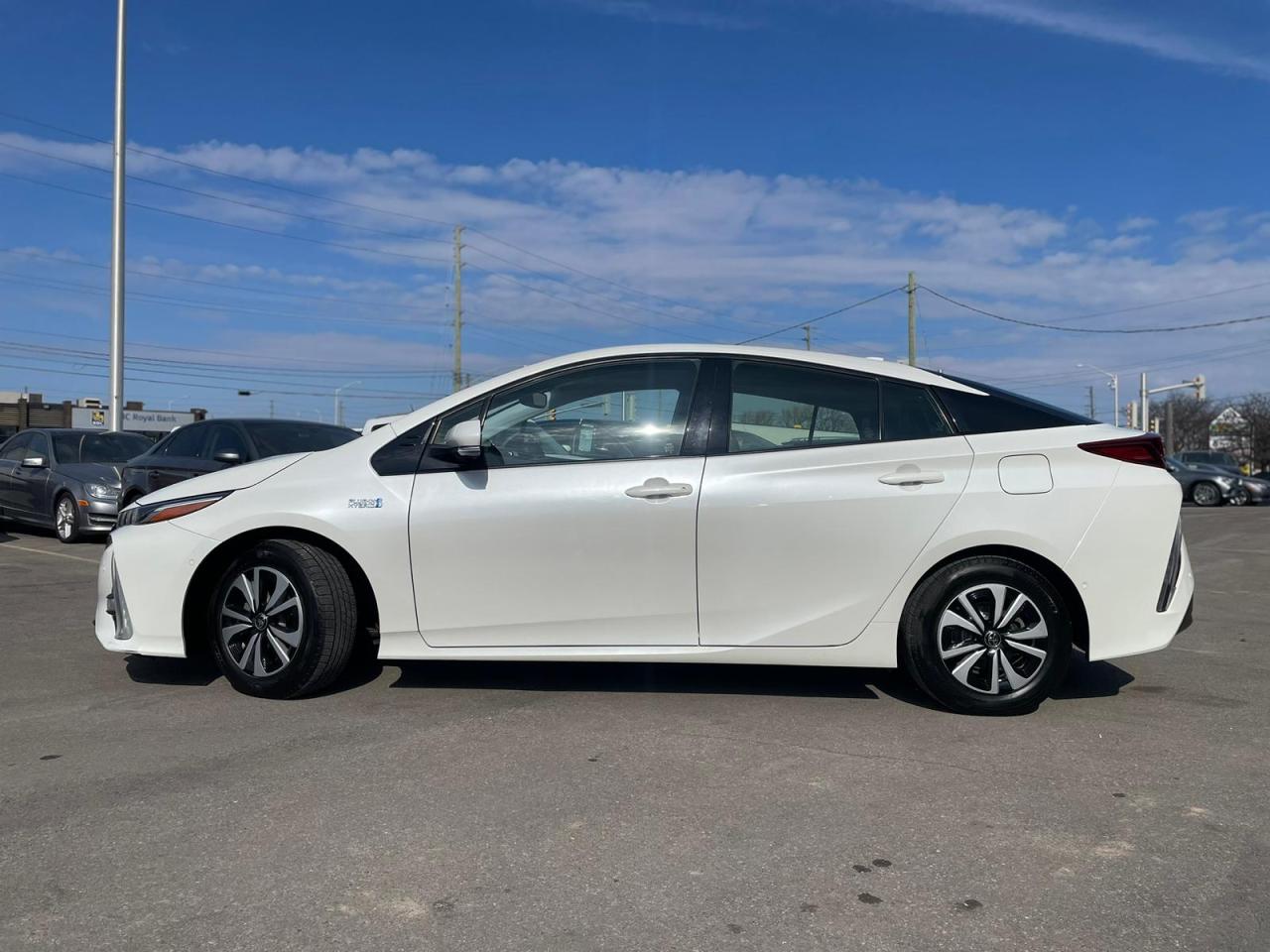 2018 Toyota Prius AUTO HYBRID PLUG-IN NO ACCIDENT BLID SPOT ALERT, - Photo #2