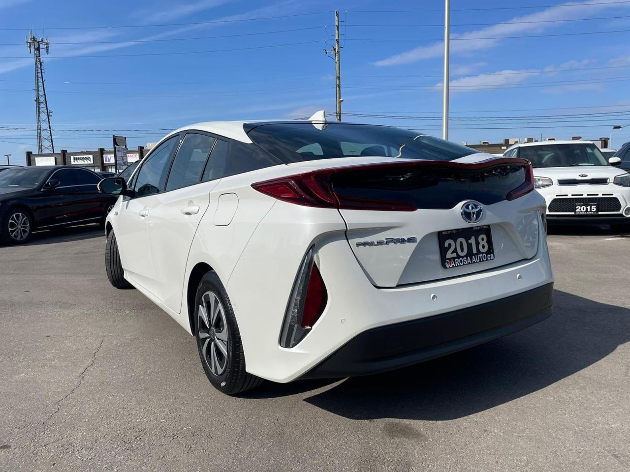 2018 Toyota Prius AUTO HYBRID PLUG-IN NO ACCIDENT BLID SPOT ALERT, - Photo #3