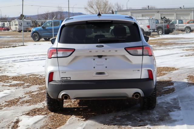 2020 Ford Escape SE Photo3