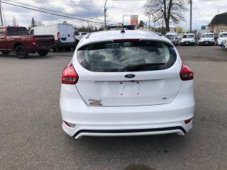 2017 Ford Focus 5DR HB SE - Photo #4