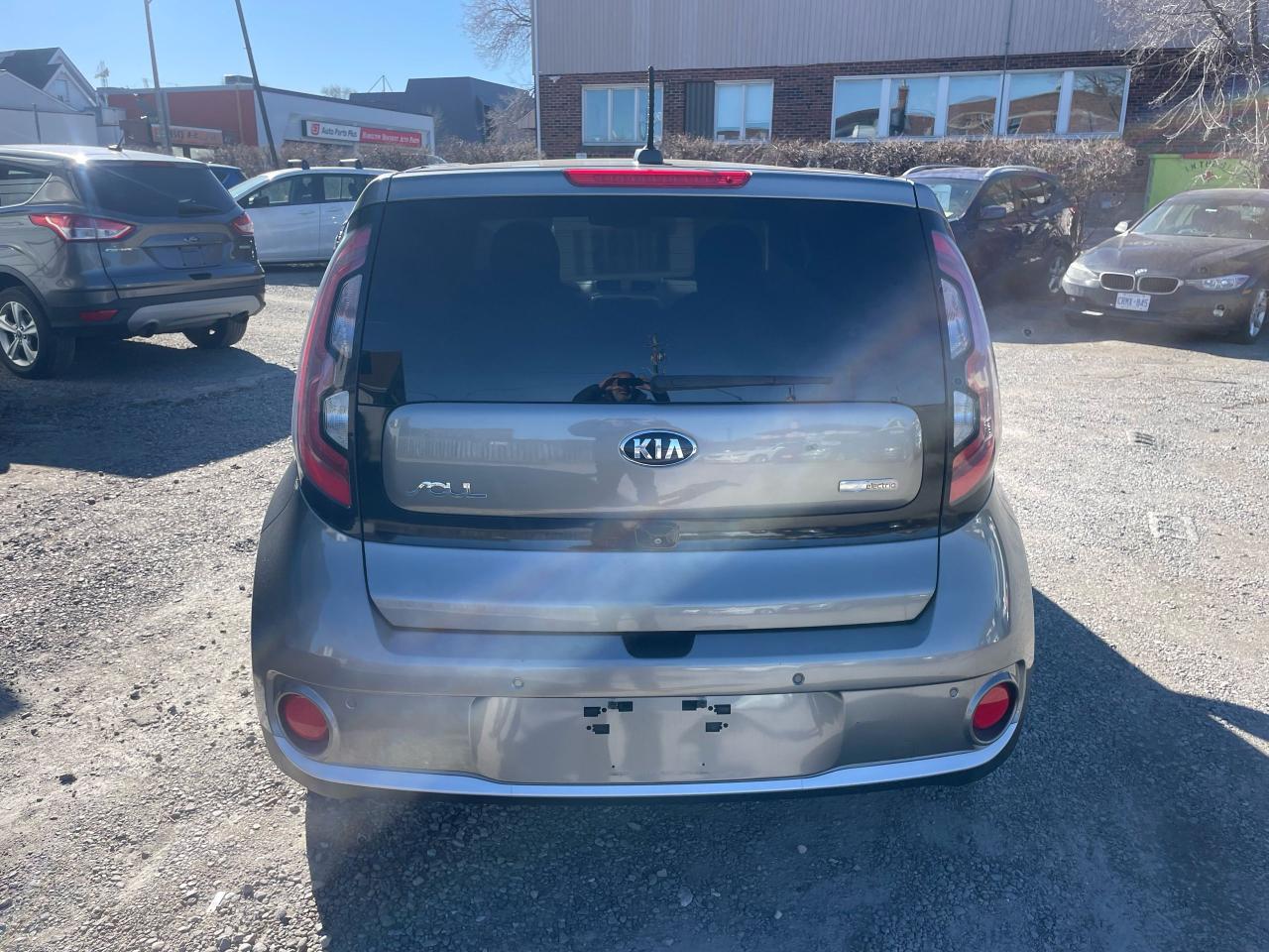 2017 Kia Soul EV Luxury W/sunroof - Photo #4