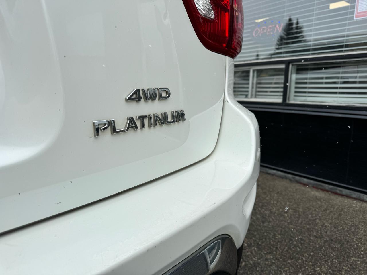 2017 Nissan Pathfinder 4WD 4DR PLATINUM - Photo #9