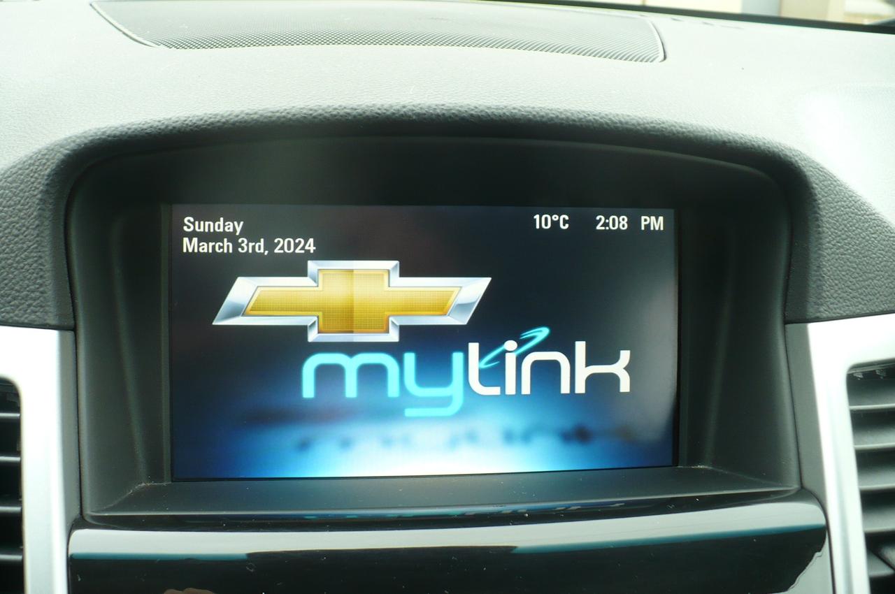 2014 Chevrolet Cruze 4DR SDN DIESEL Photo