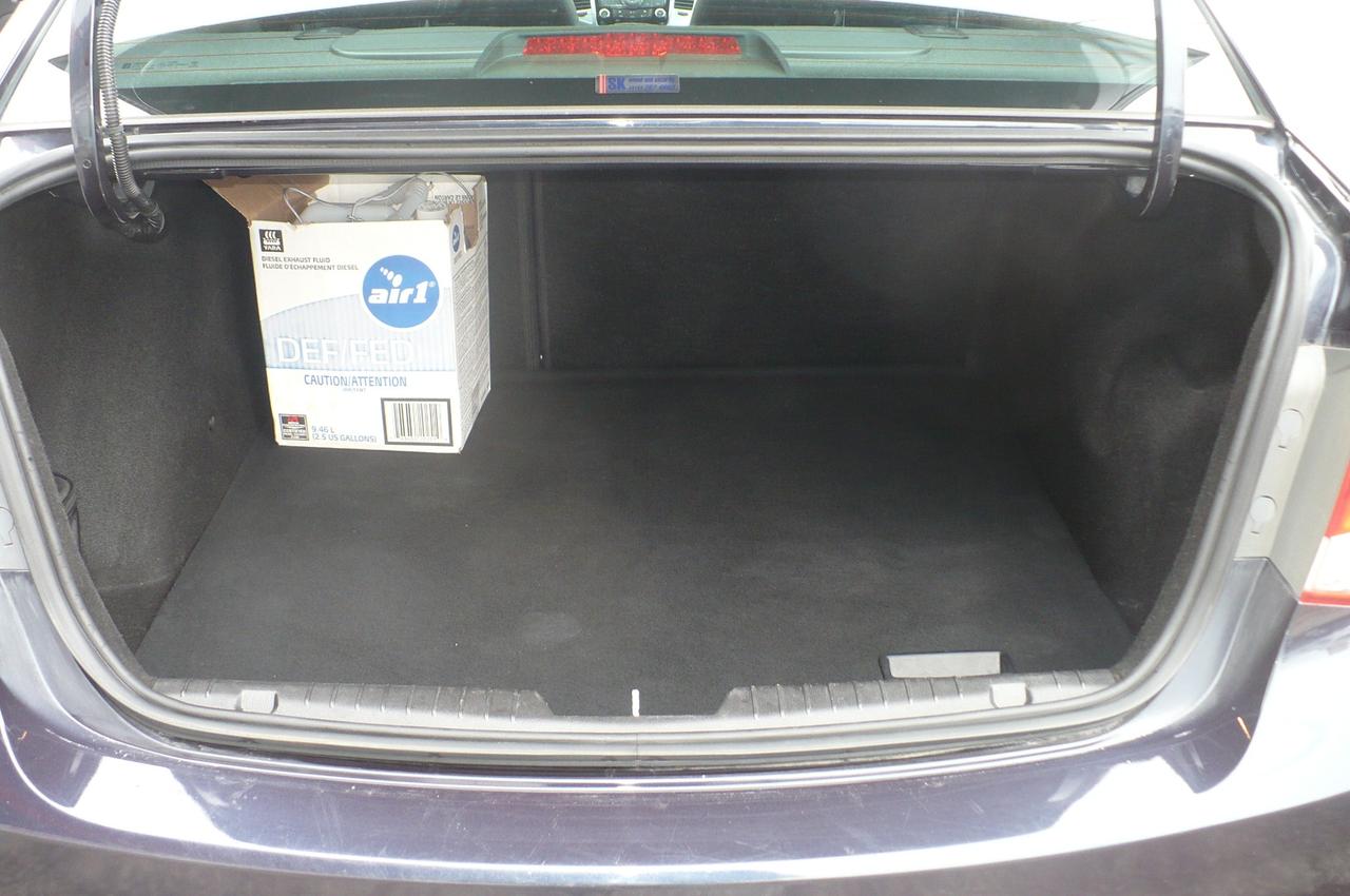 2014 Chevrolet Cruze 4DR SDN DIESEL Photo