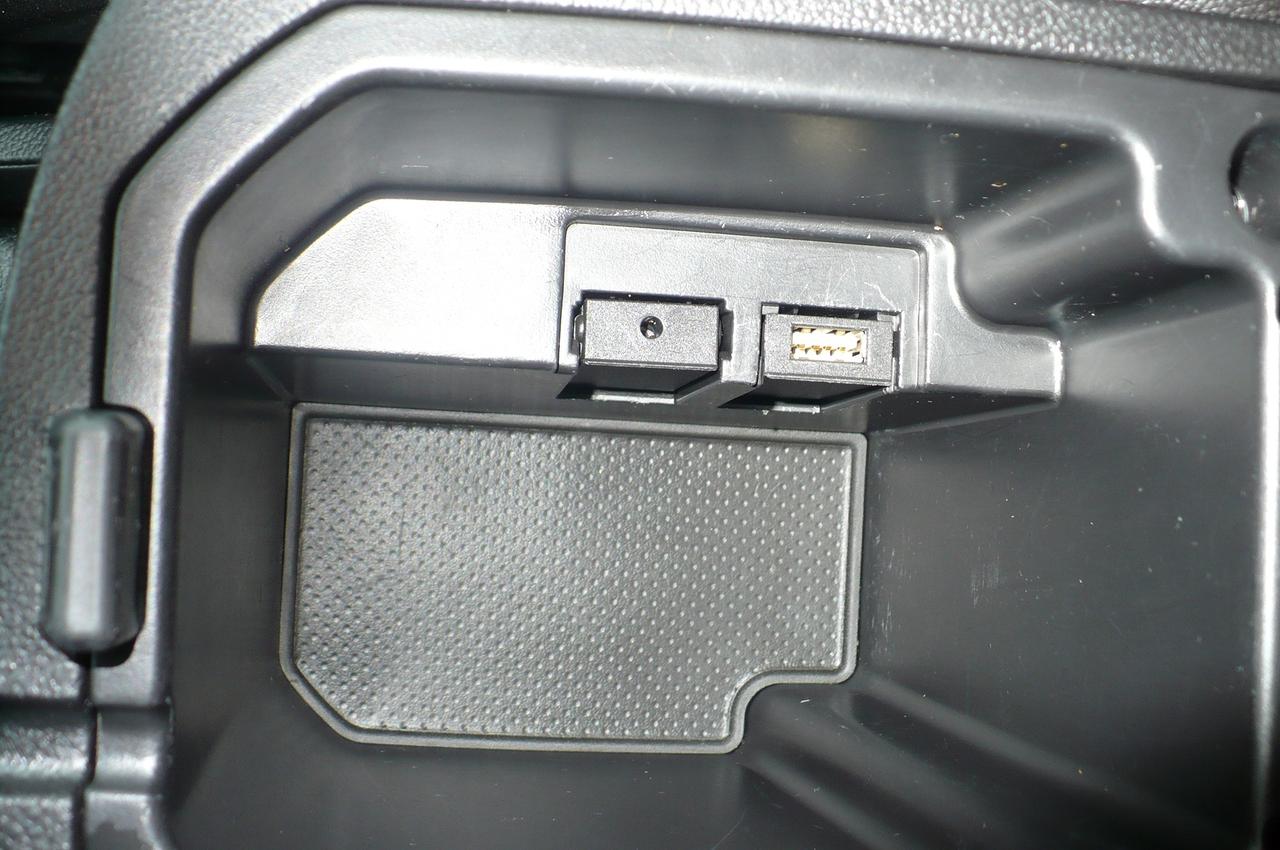 2014 Chevrolet Cruze 4DR SDN DIESEL Photo