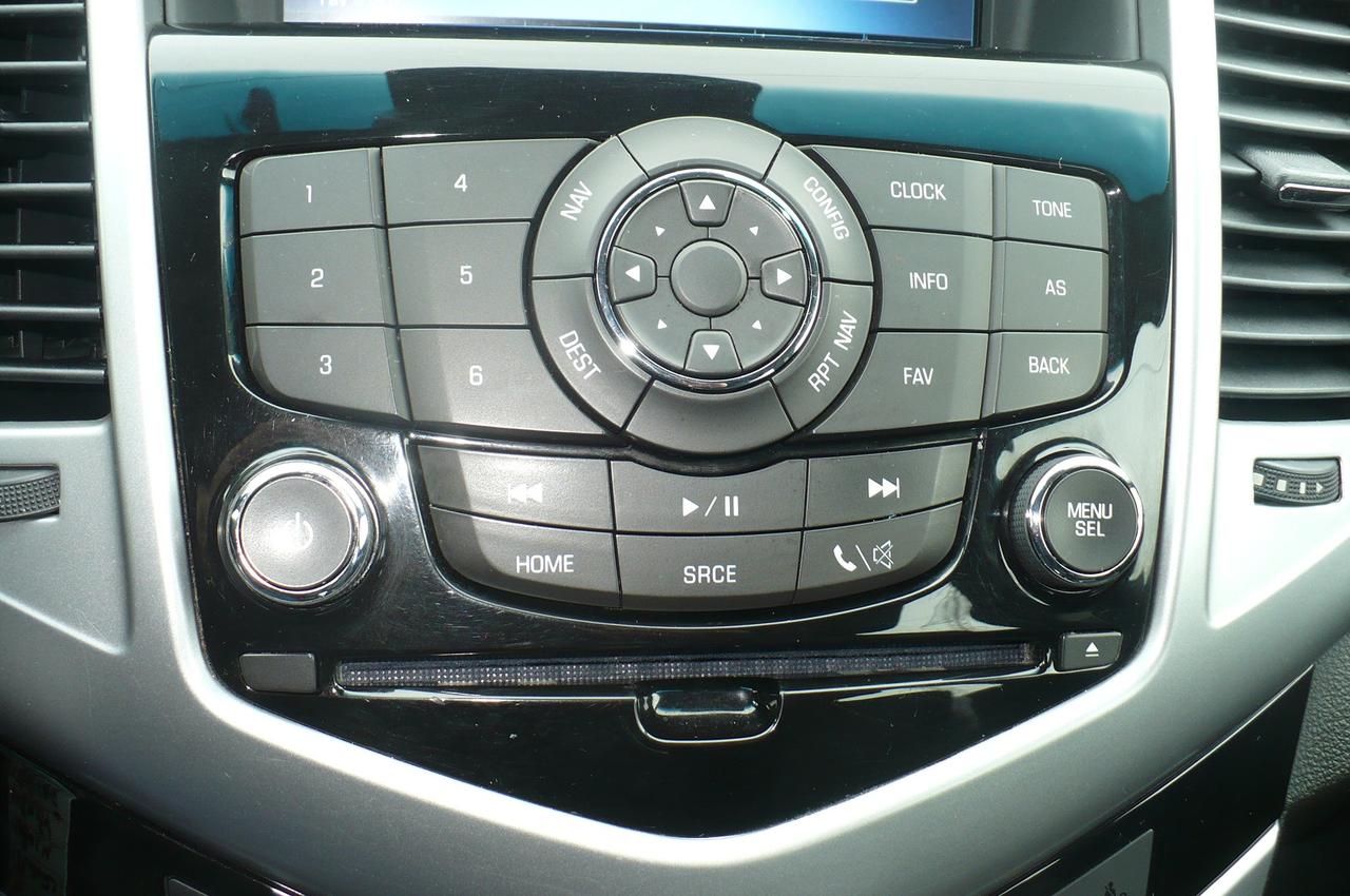 2014 Chevrolet Cruze 4DR SDN DIESEL Photo