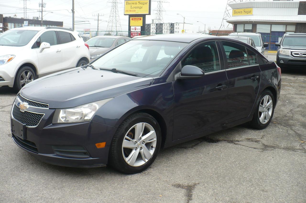 2014 Chevrolet Cruze 4DR SDN DIESEL Photo