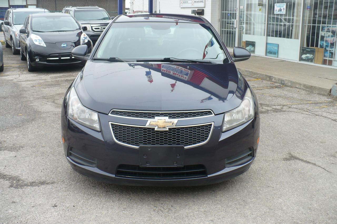 2014 Chevrolet Cruze 4DR SDN DIESEL Photo