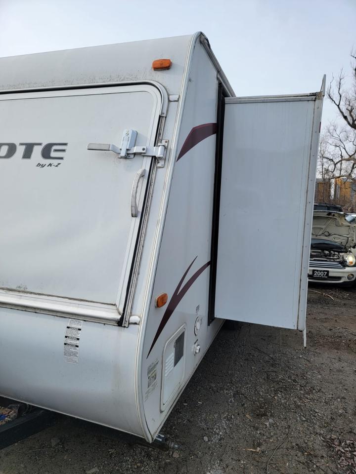 2011 KZ Coyote 20 feet X 7.5 feet, Sleeps 8 persons Photo4