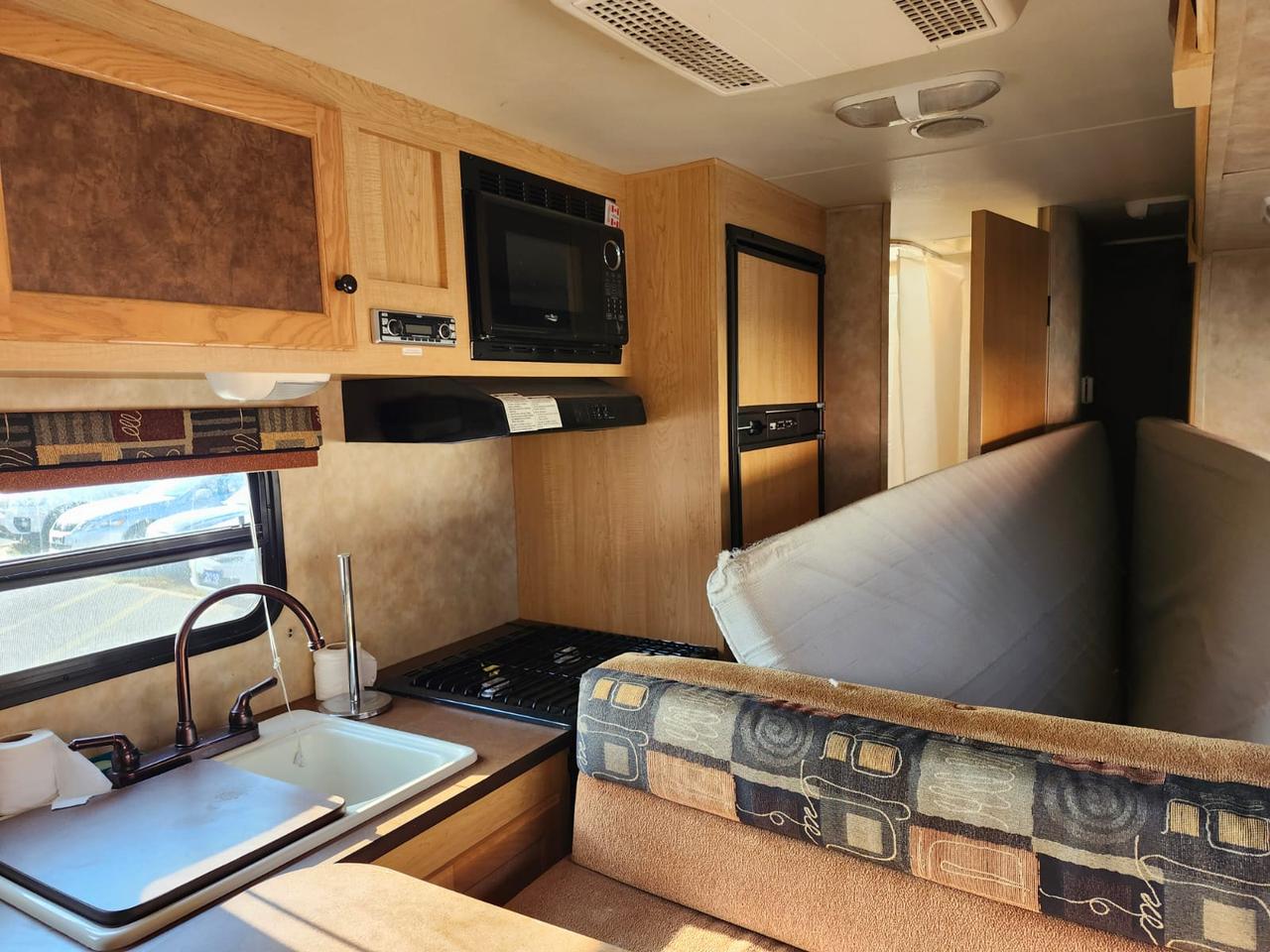 2011 KZ Coyote 20 feet X 7.5 feet, Sleeps 8 persons Photo