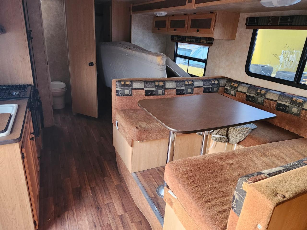 2011 KZ Coyote 20 feet X 7.5 feet, Sleeps 8 persons Photo