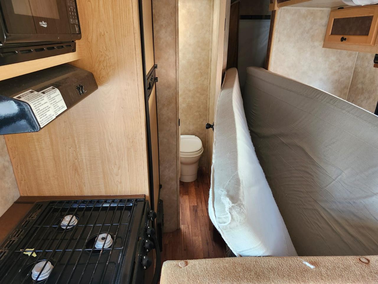 2011 KZ Coyote 20 feet X 7.5 feet, Sleeps 8 persons Photo