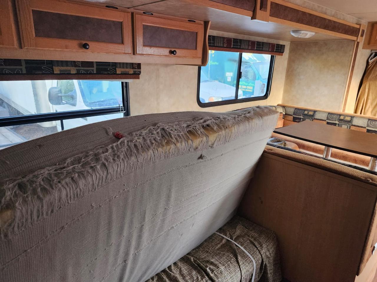 2011 KZ Coyote 20 feet X 7.5 feet, Sleeps 8 persons Photo