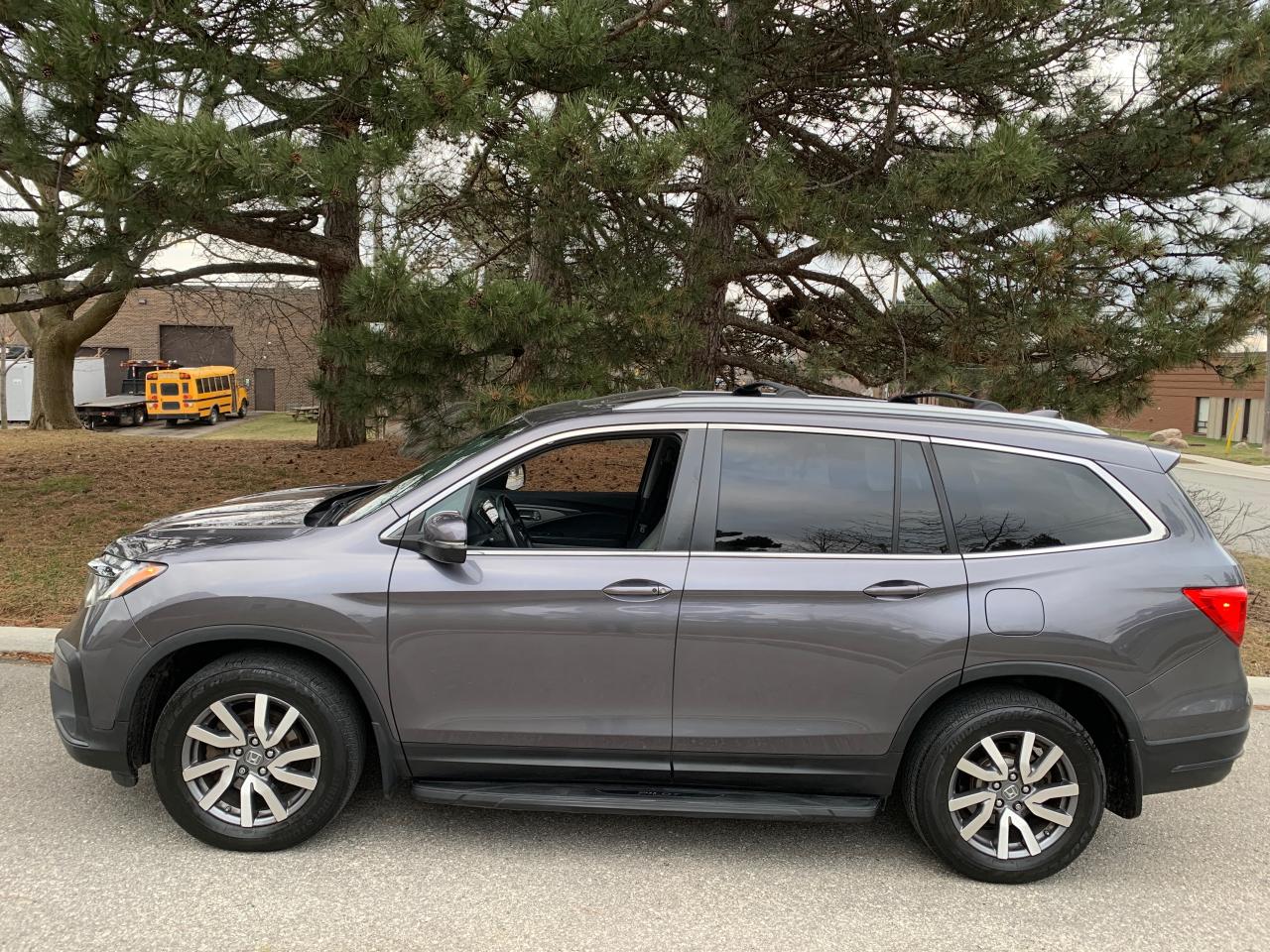 2019 Honda Pilot EX-L Navi AWD-CLEAN CARFAX-NO CLAIMS-FULLY LOADED Photo2
