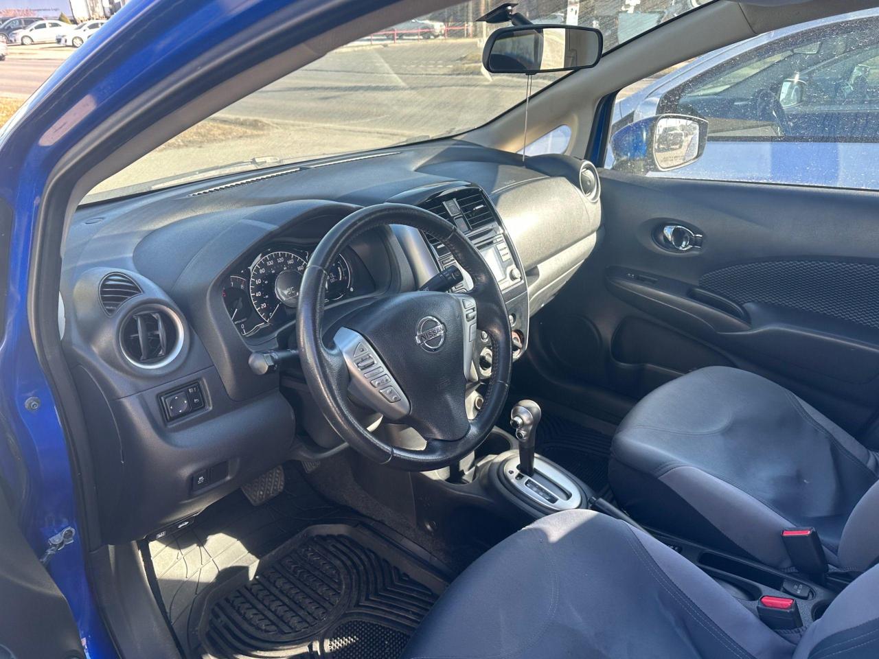 2017 Nissan Versa Note  - Photo #5