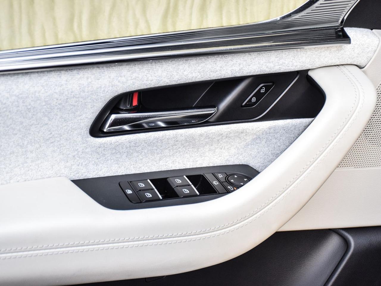 2024 Mazda CX-90 MHEV Signature AWD Photo