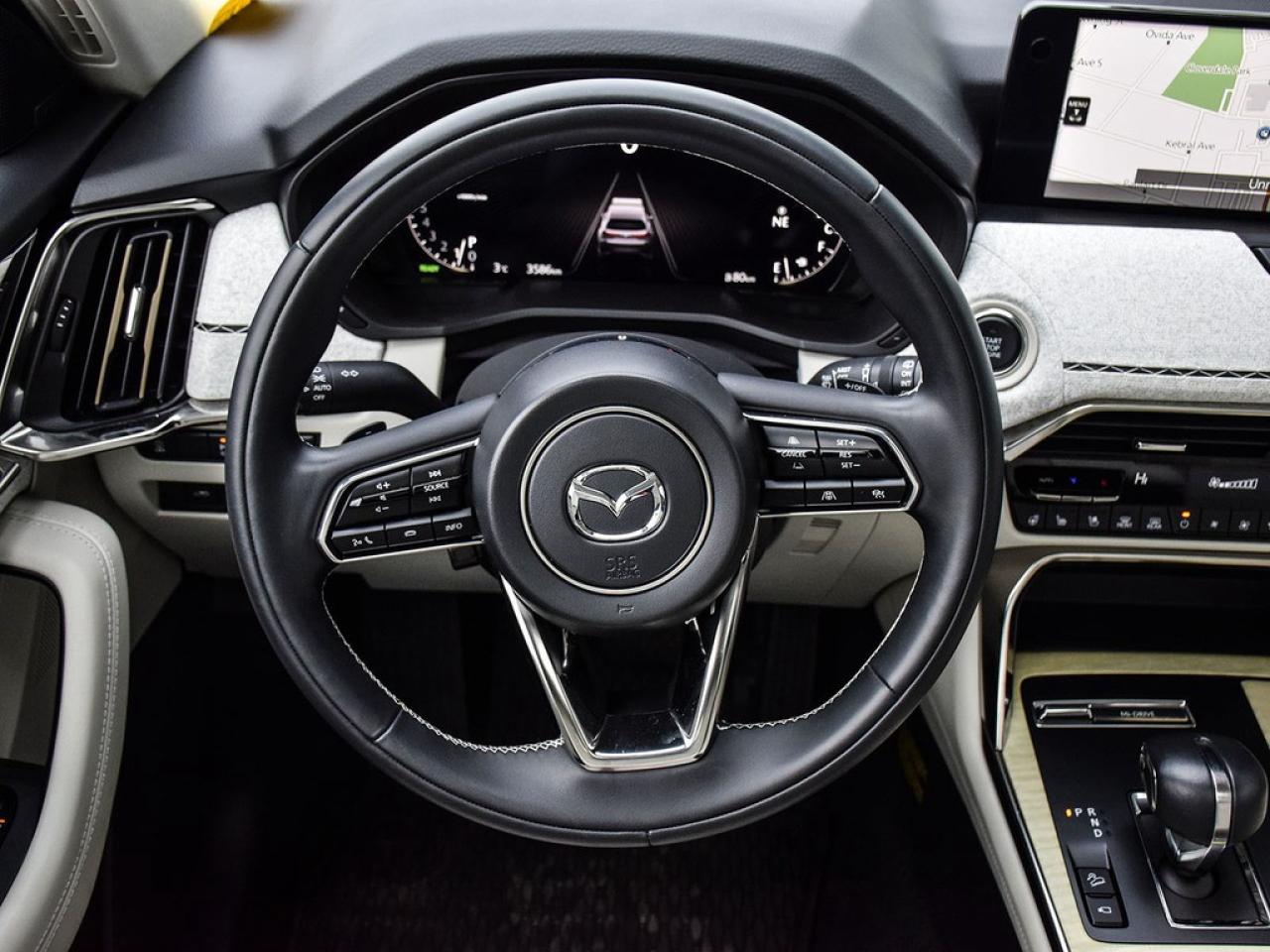 2024 Mazda CX-90 MHEV Signature AWD Photo