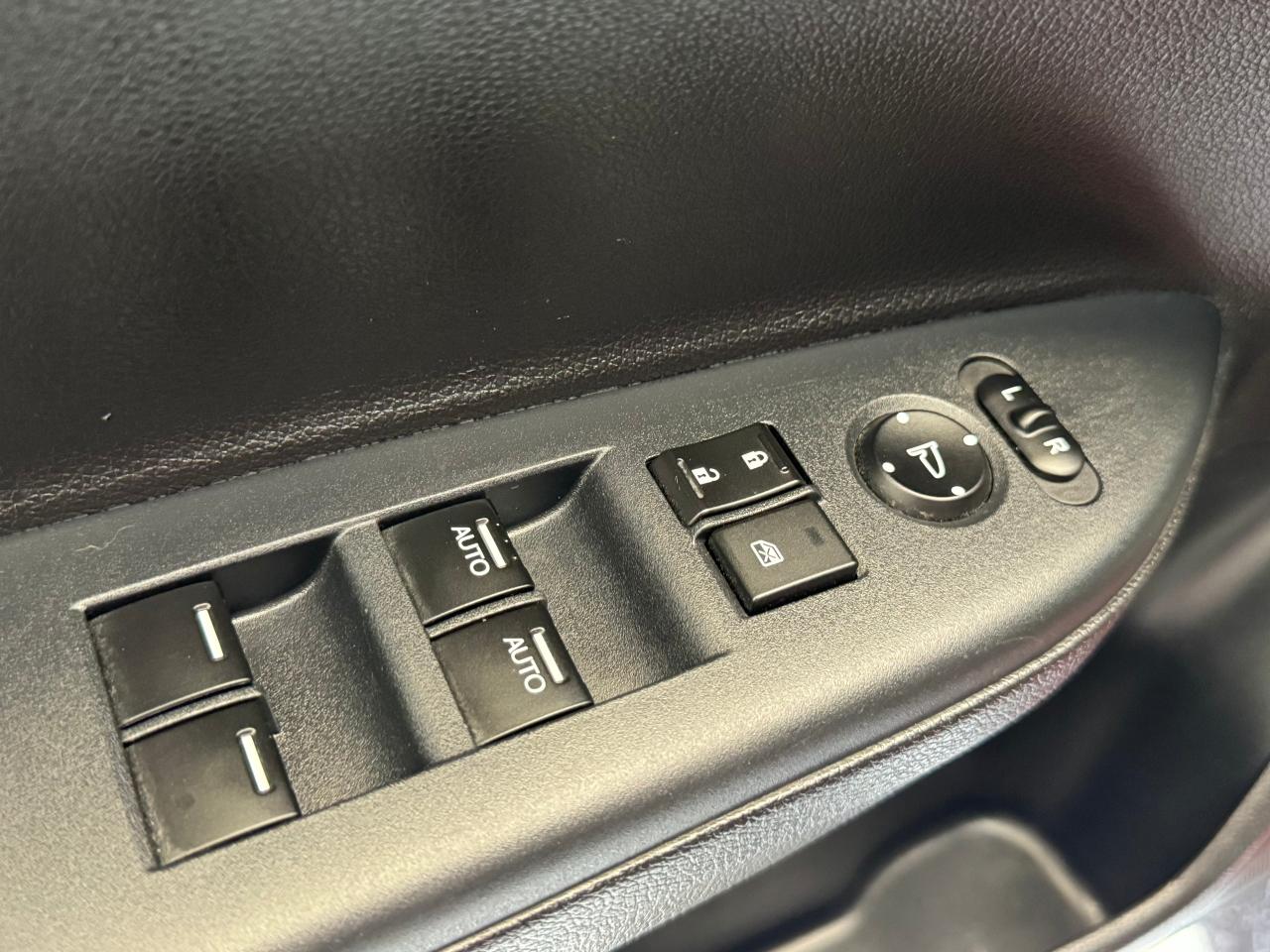 2016 Honda Accord Touring+New Tires+LEDs+Roof+ApplePlay+CLEAN CARFAX - Photo #49