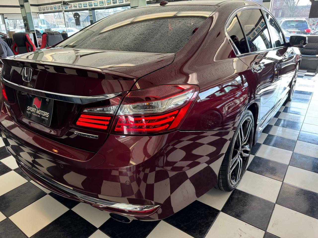 2016 Honda Accord Touring+New Tires+LEDs+Roof+ApplePlay+CLEAN CARFAX - Photo #44