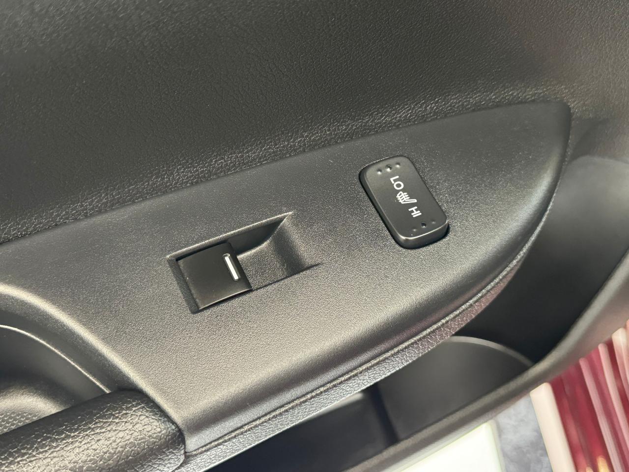 2016 Honda Accord Touring+New Tires+LEDs+Roof+ApplePlay+CLEAN CARFAX - Photo #25
