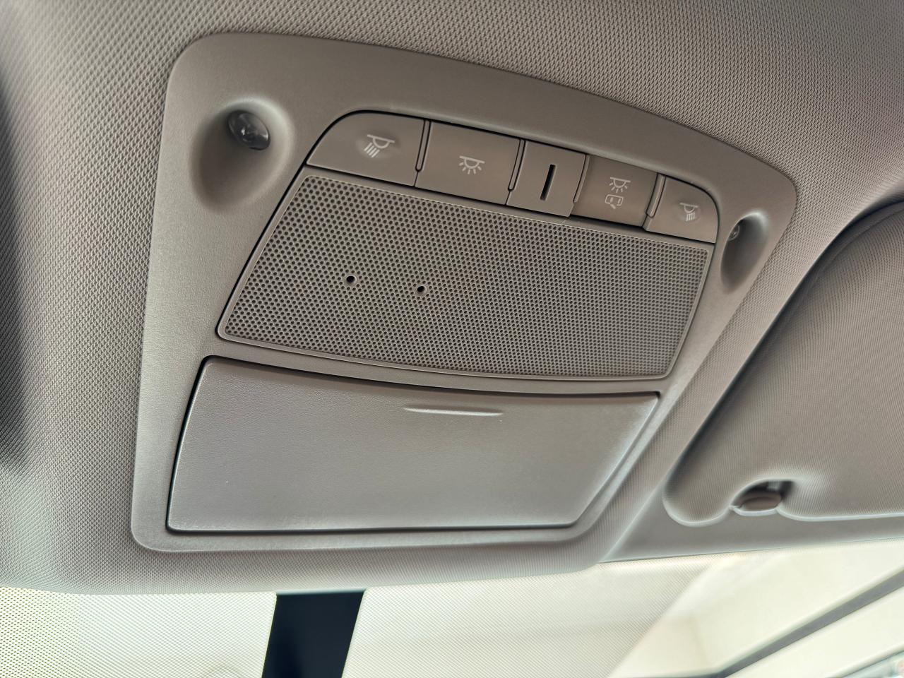 2020 Nissan Pathfinder S AWD 7 Passenger+Remote Start+A/C+ Park Sensors - Photo #52