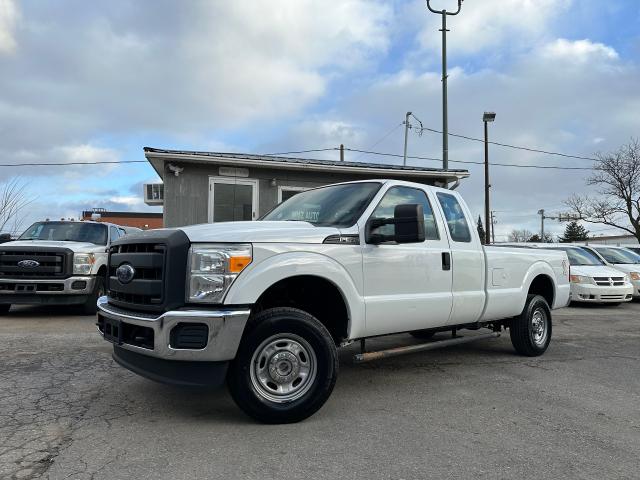 2016 Ford F-350 4WD SuperCab 158" XL