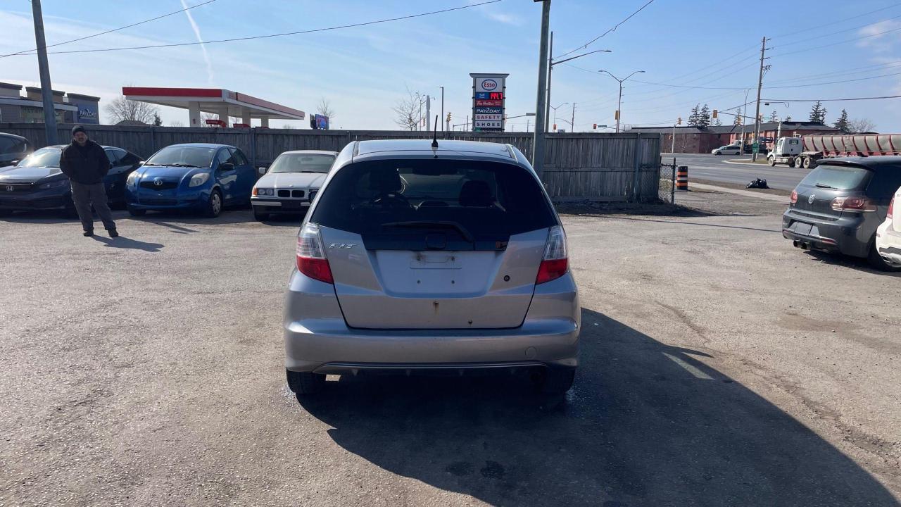 2010 Honda Fit DX-A*AUTO*GREAT ON FUEL*CERTIFIED - Photo #4