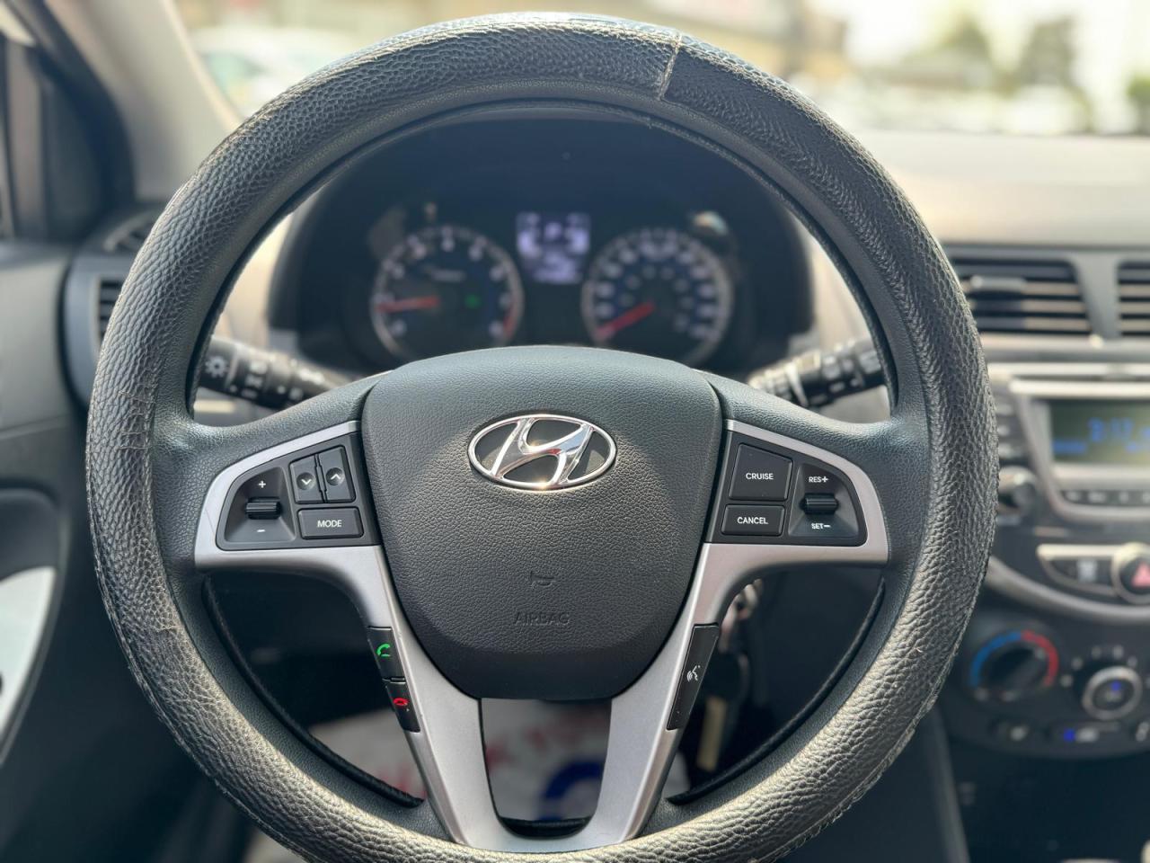 2017 Hyundai Accent HB Auto SE NO ACCIDENT NEW TIRES+ BRAKES B-TOOTH - Photo #15