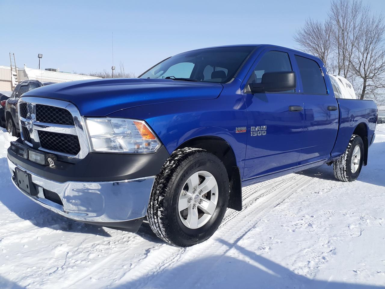 2017 RAM 1500 Crewcab 4x4 5.7 Hemi Tow Hitch - Photo #1