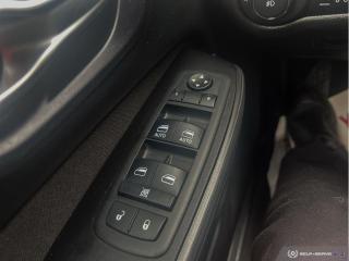 2014 Jeep Cherokee NORTH EDITION / V6 / NAV / AUTO - Photo #12