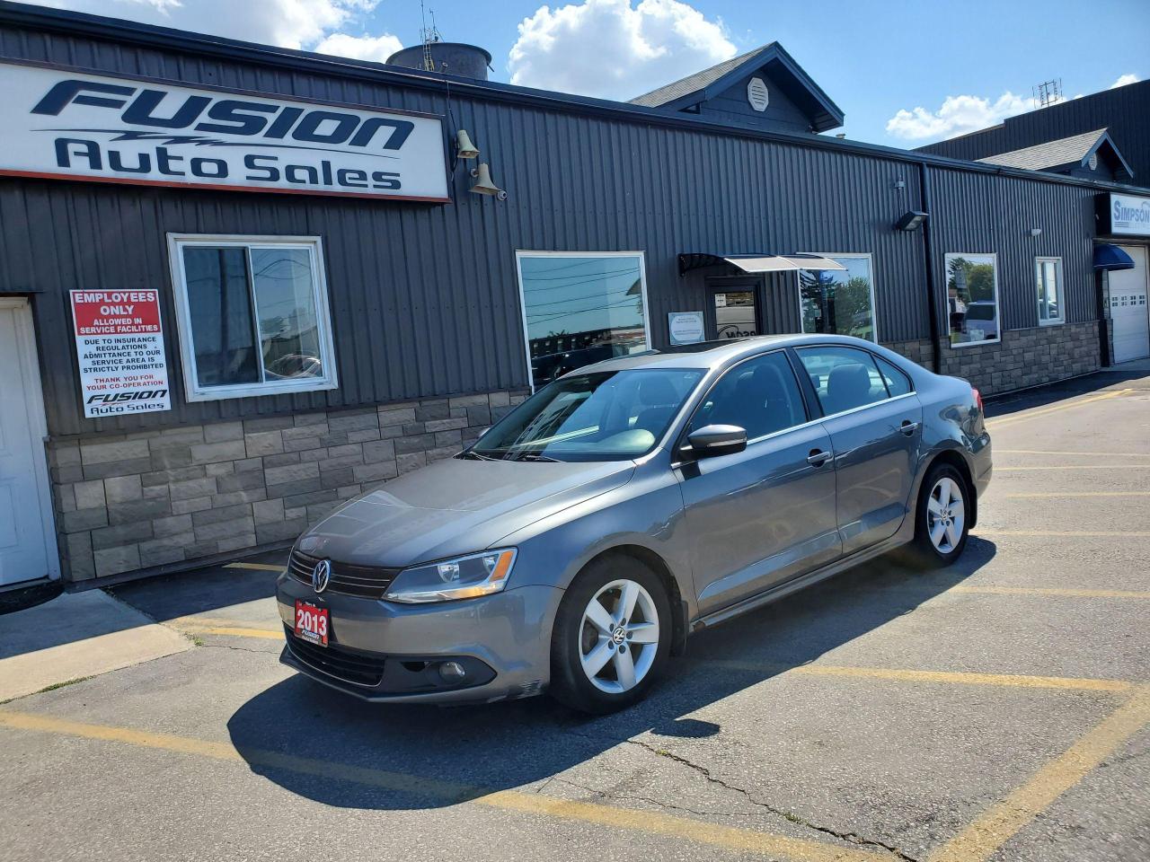 Used 2013 Volkswagen Jetta 4dr 2.0T TDI DSG Comfortline-HEATED SEATS for sale in Tilbury, ON