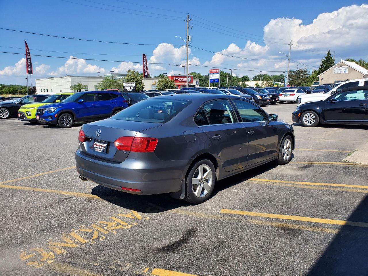 2013 Volkswagen Jetta 2.0T TDI-SUNROOF-HEATED SEATS - Photo #5