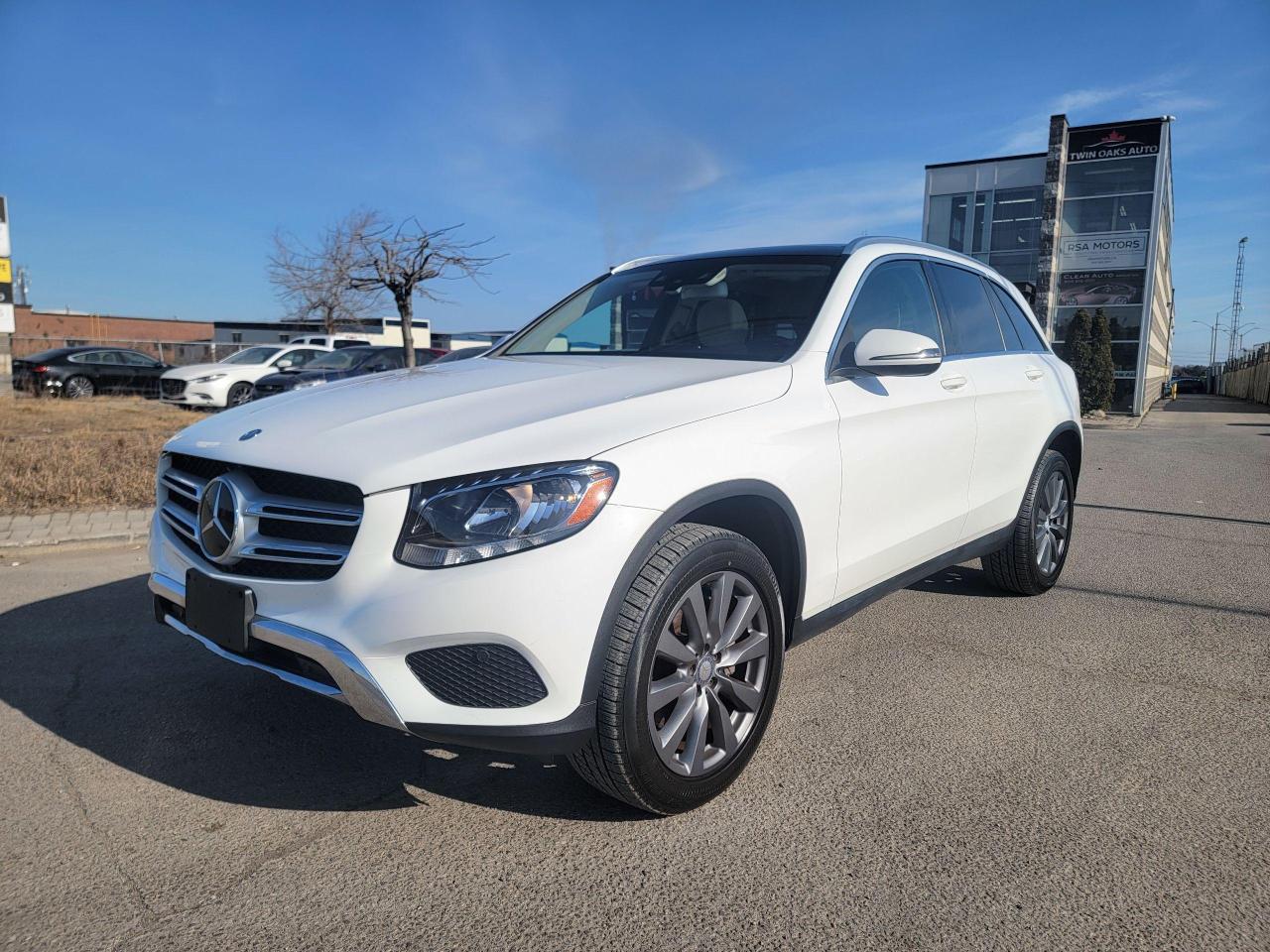 2016 Mercedes-Benz GL-Class GLC 300 - Photo #1