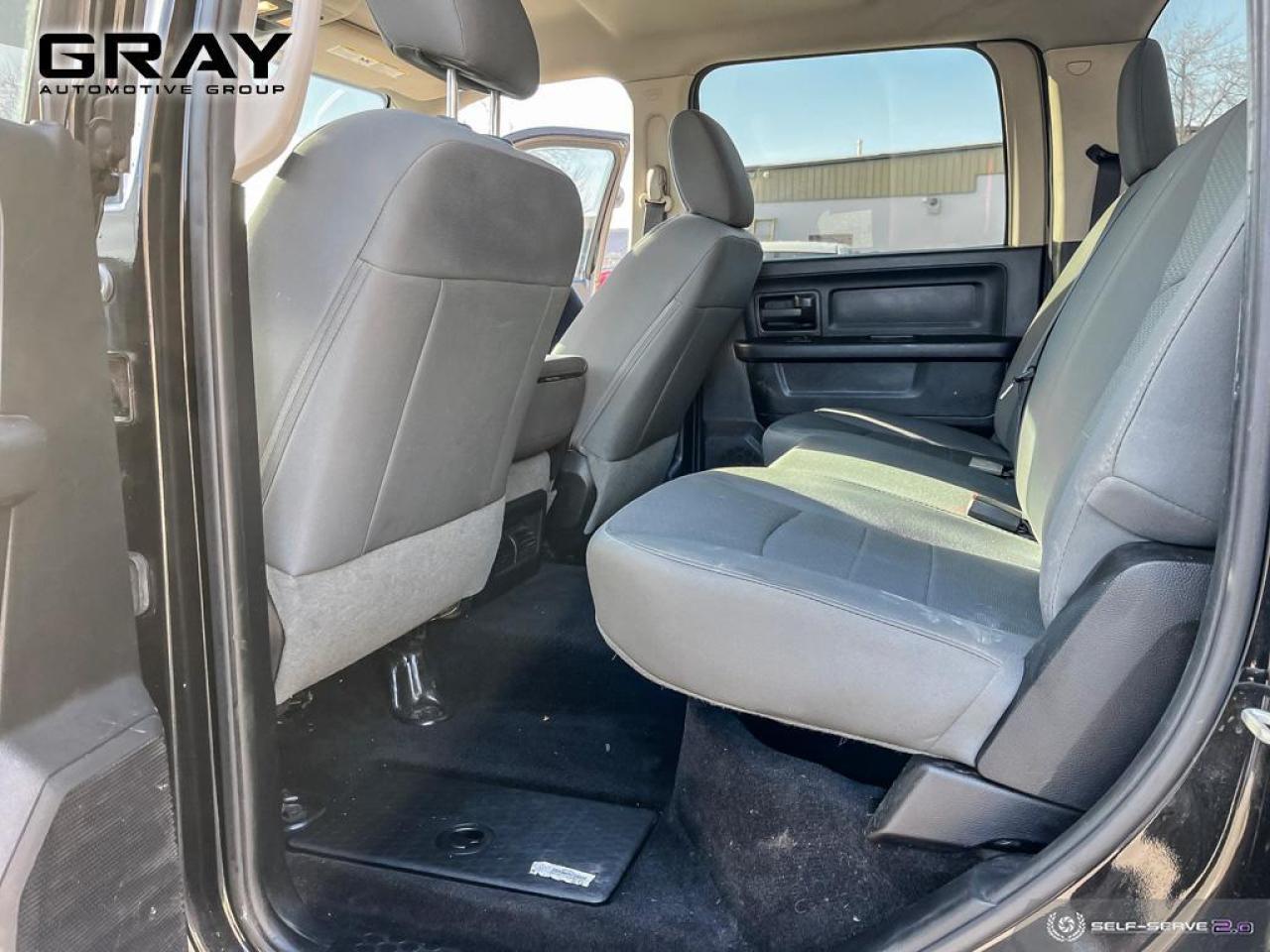 2016 RAM 1500 ST - Photo #13