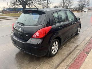 2012 Nissan Versa SL - Photo #8