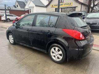 2012 Nissan Versa SL - Photo #14