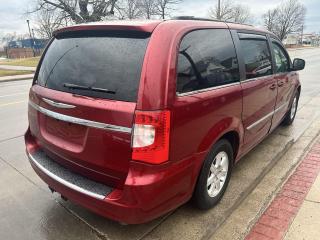 2012 Chrysler Town & Country 4DR WGN TOURING - Photo #8