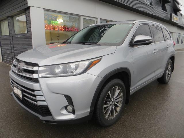 2018 Toyota Highlander CERTIFIED, XLE, AWD, LEATHER, SUNROOF, ALLOYS, FO - Photo #2