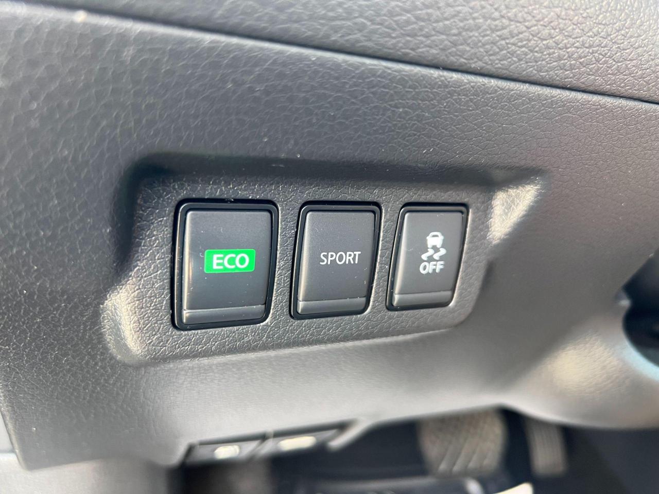 2018 Nissan Sentra SV CVT - Photo #12