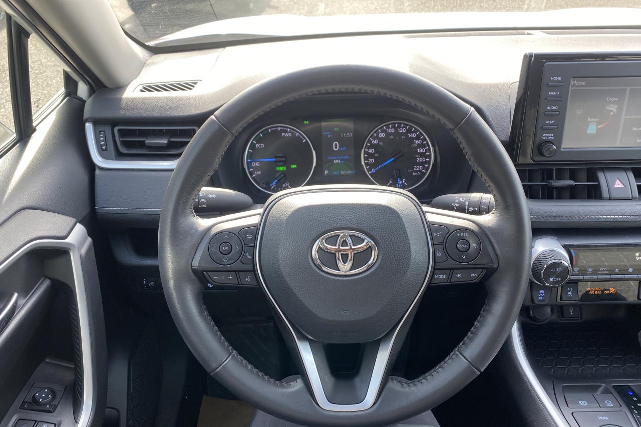 2022 Toyota RAV4 Hybrid XLE Photo