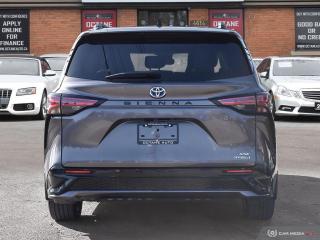 2021 Toyota Sienna Hybrid XSE - Photo #5