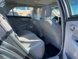 2013 Toyota Corolla LE / CLEAN CARFAX / SUNROOF / HTD SEATS Photo24