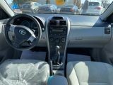 2013 Toyota Corolla LE / CLEAN CARFAX / SUNROOF / HTD SEATS Photo25