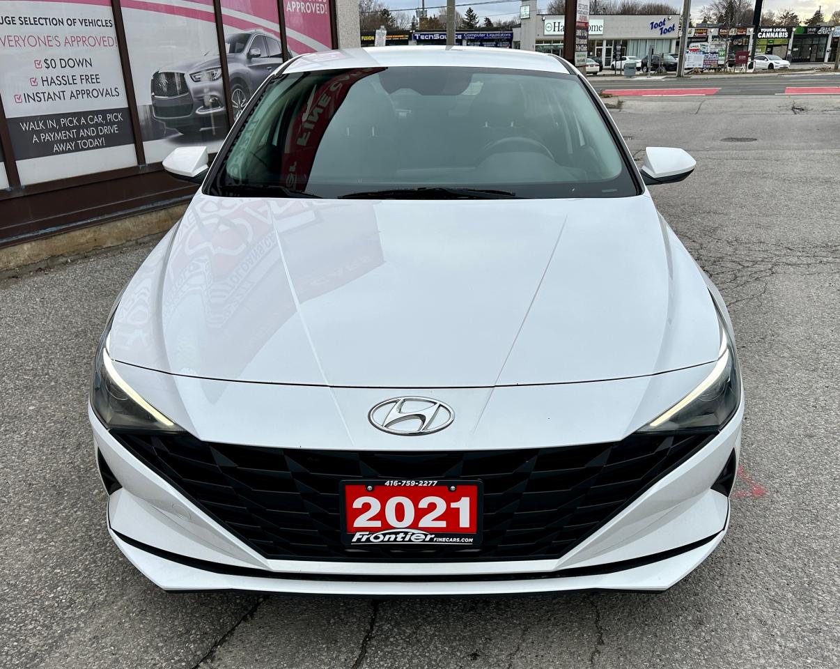 2021 Hyundai Elantra Preferred Photo2