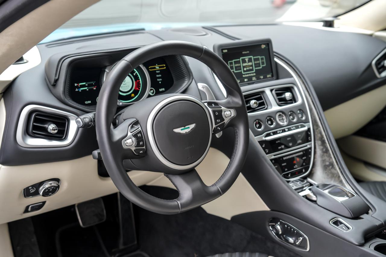 2017 Aston Martin DB11 V12 Launch Edition - Photo #12