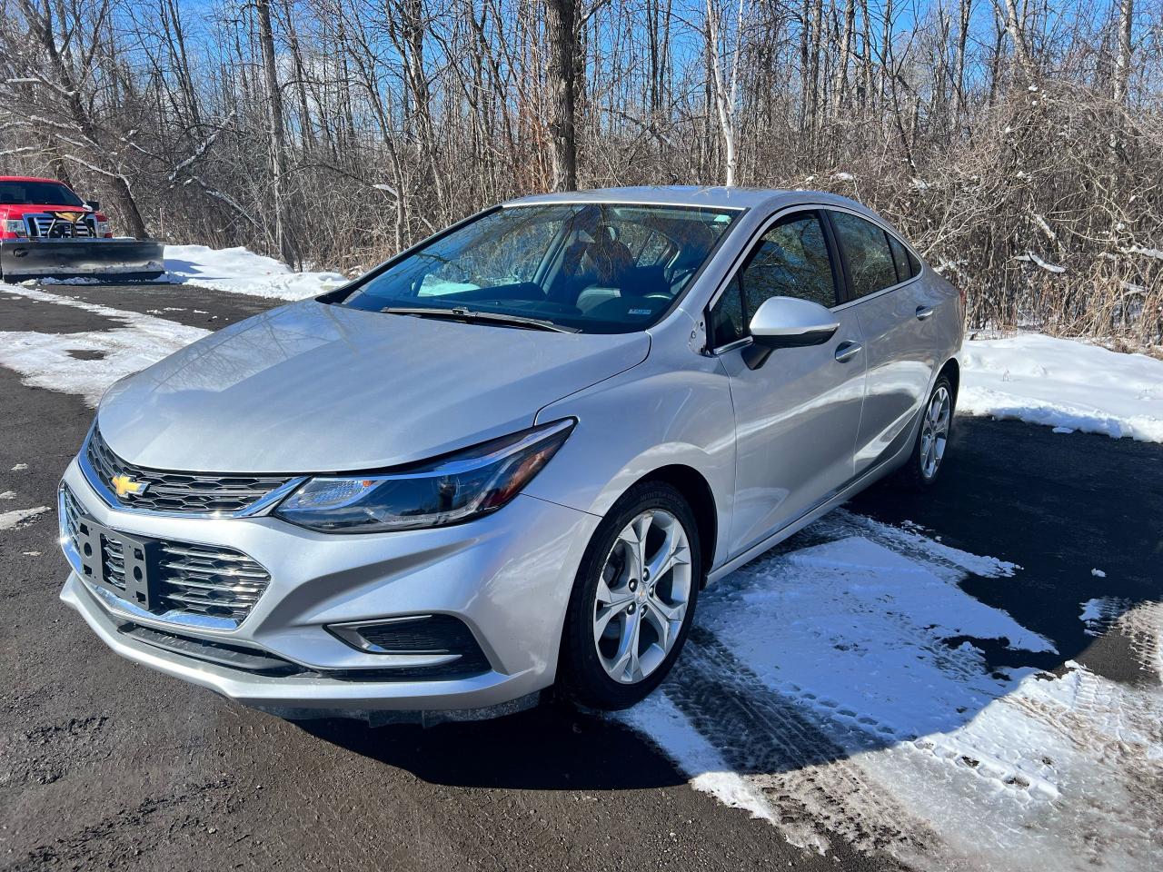 2017 Chevrolet Cruze Premier - Photo #2