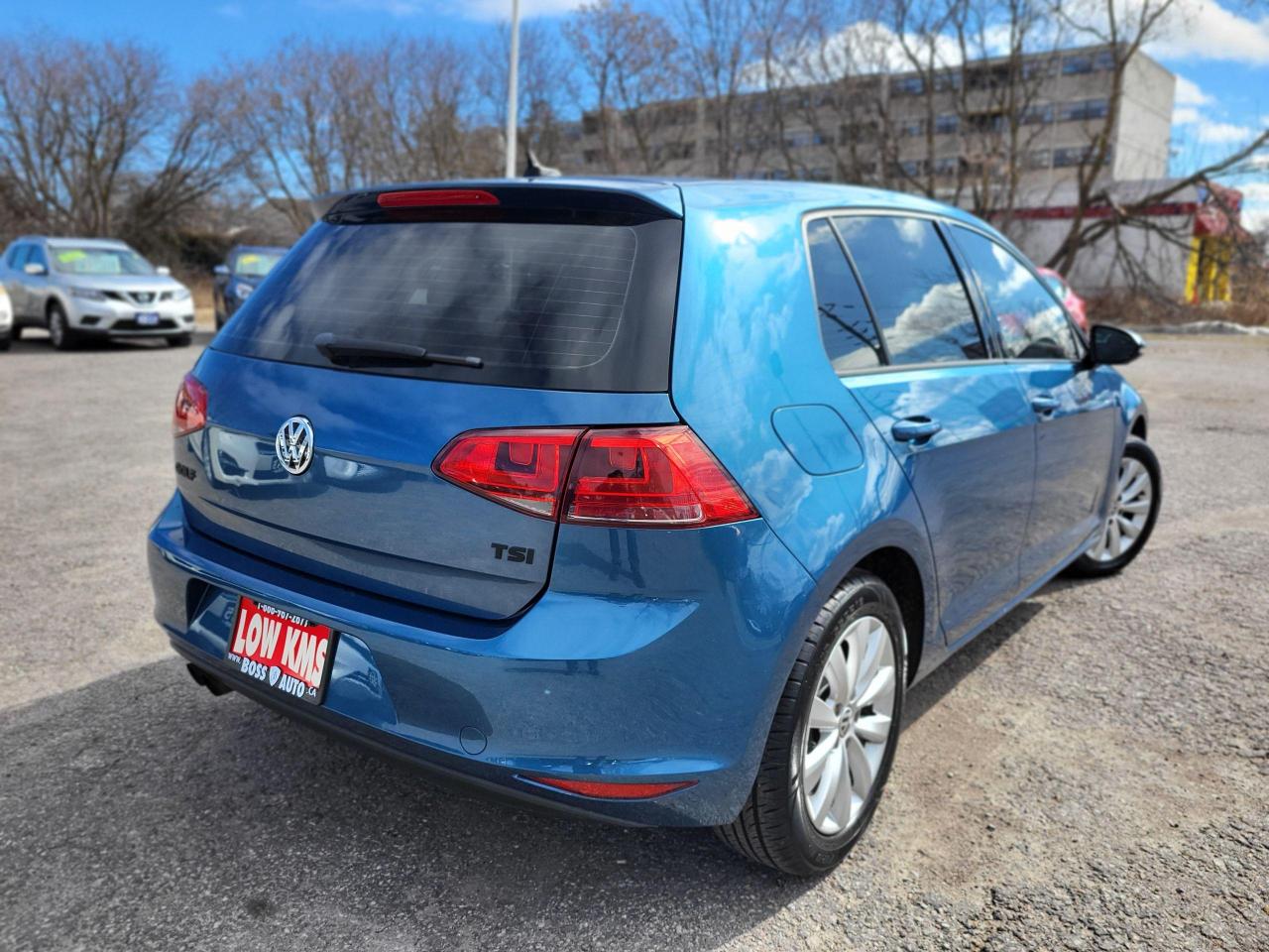 2016 Volkswagen Golf TSI Photo4