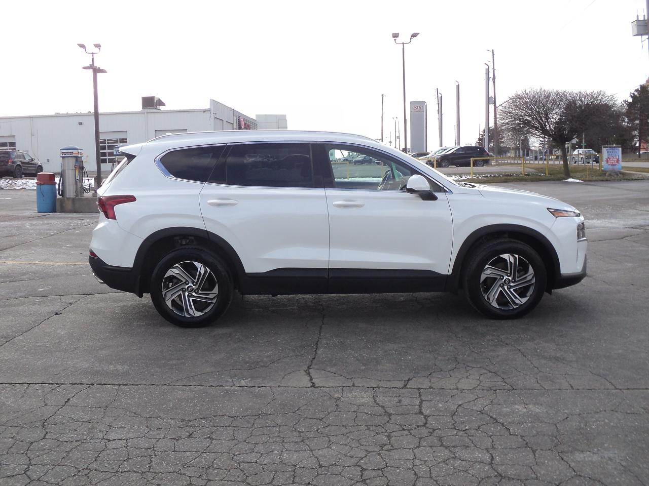 2021 Hyundai Santa Fe Essential FWD 2.5L4cyl HeatedSeats&SterringWheel - Photo #6