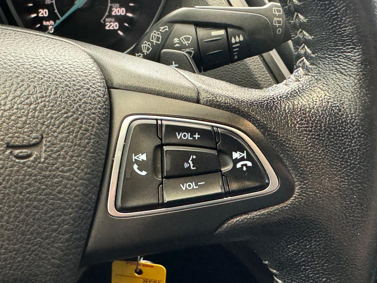 2017 Ford Escape SE W/Apperance PKG+ApplePlay+CLEAN CARFAX - Photo #42