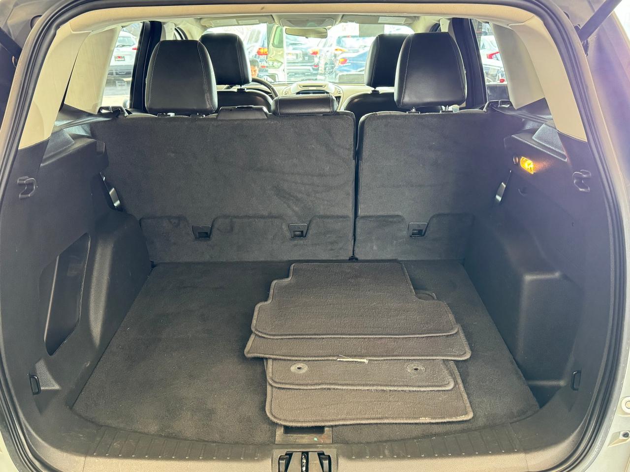 2017 Ford Escape SE W/Apperance PKG+ApplePlay+CLEAN CARFAX Photo86